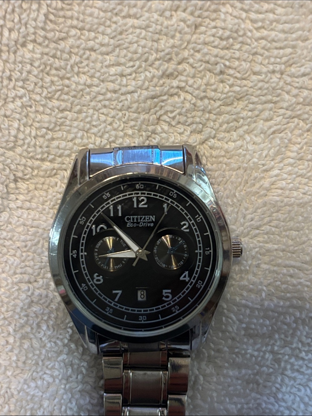 Men's Silver Tone Analog Watch with Black Dial